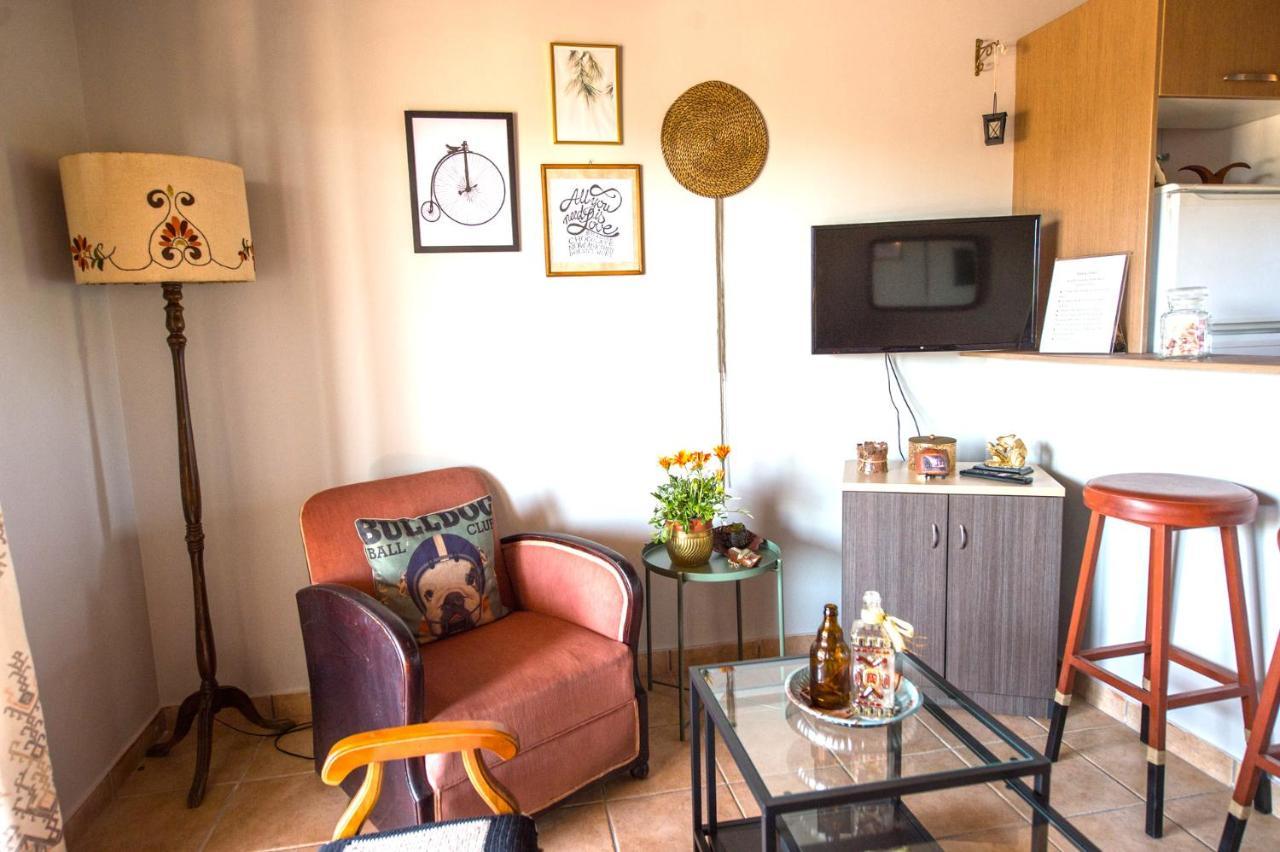 Salty Breeze Experience Vs Olive Flavor Sensation At Porto Cheli Apartment Ngoại thất bức ảnh